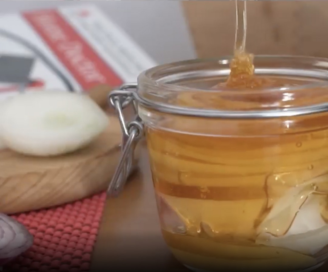What Happens If You Pour Honey Over Onions?